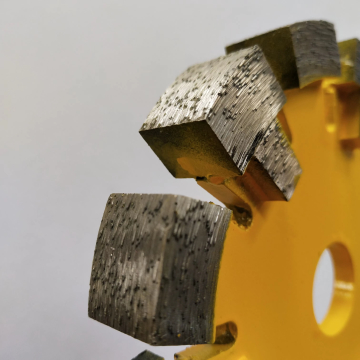 A lâmina durável do ponto da dobra do diamante com protege os dentes para a moedura concreta dura extrema