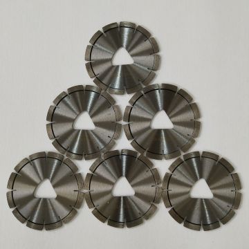 O concreto do diamante do corte de um Soff de 10 polegadas viu as lâminas com furo interno do triângulo