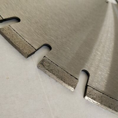 26" diamante exterior do concreto reforçado do diâmetro 650mm viram a lâmina com segmentos afiados, entalhe chave