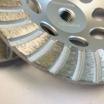 Disco de Desbaste Turbo para Concreto Leve 100-180mm com Núcleo de Alumínio